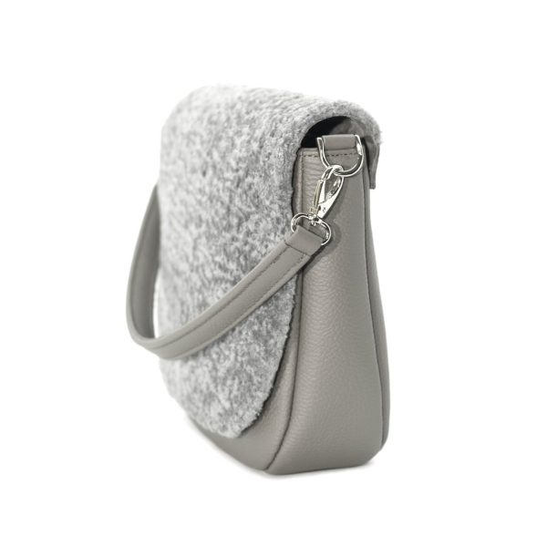 Una Vita Leather handbag with sheep leather